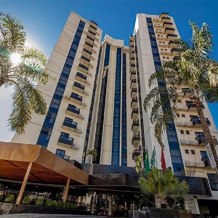 Sun Square Suites Hotel By Lual กัวยาเนีย ภายนอก รูปภาพ